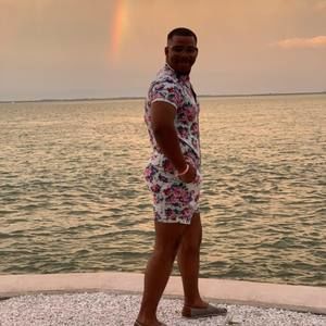 Meet your Posher, Eriq